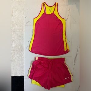 Nike dri fit 3 piece set, size Small, hardly worn!